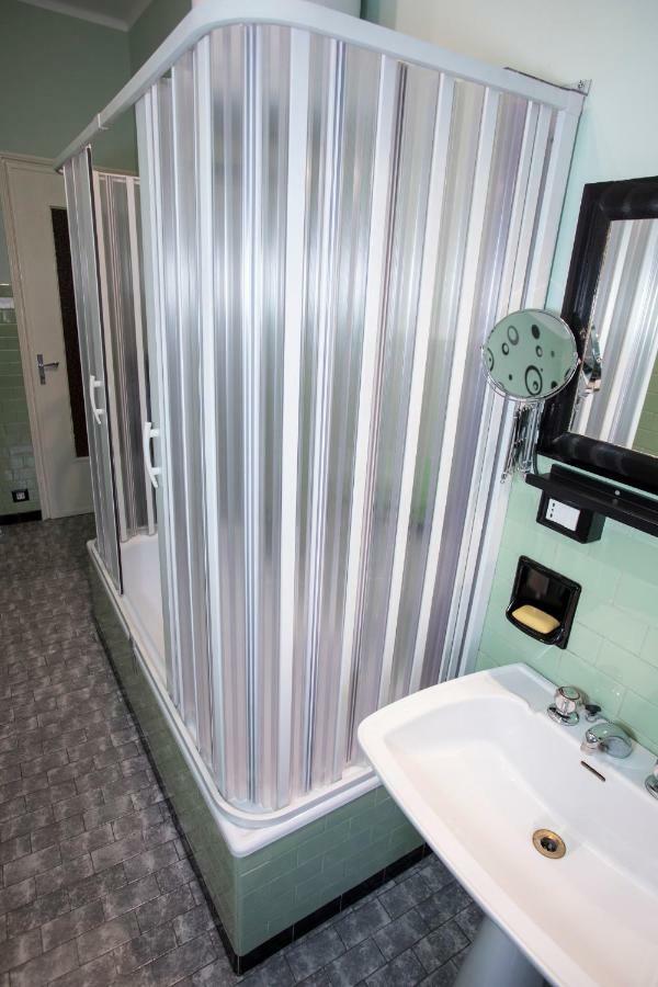 Apartamento Spezia Turín Exterior foto