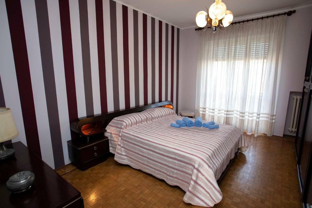 Apartamento Spezia Turín Exterior foto